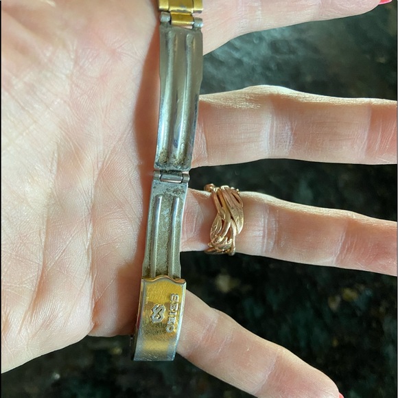 SEIKO Women’s Gold Tone Watch - Picture 8 of 8